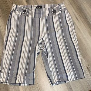 SOHO Bermuda shorts, stretch fabric, black & white size M